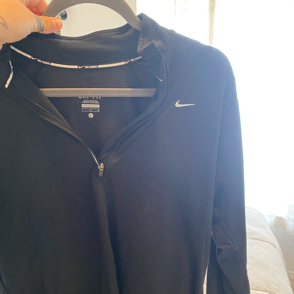 nike dri fit pullover